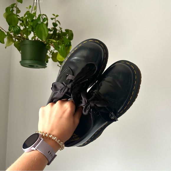 Dr Martens Black Leather Holly Oxford Tie Up Loafers Size 6 - Picture 2 of 10